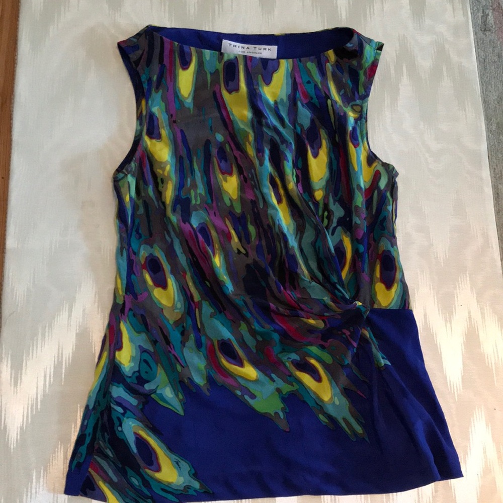 100% Silk Trina Turk Peacock Sleeveless Blouse